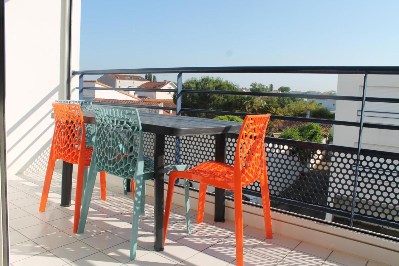 Studio Avec Parking Proche Plage Et Centre Apartman Royan Kültér fotó